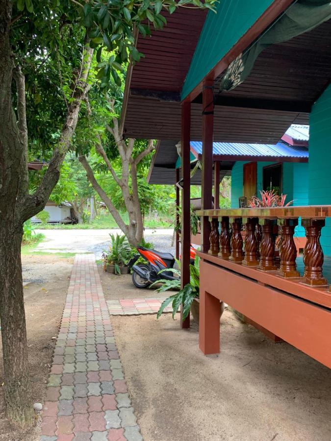 Free Concept Beach Resort Srithanu Luaran gambar