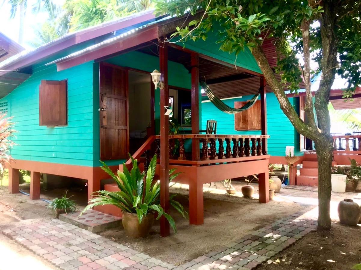 Free Concept Beach Resort Srithanu Luaran gambar
