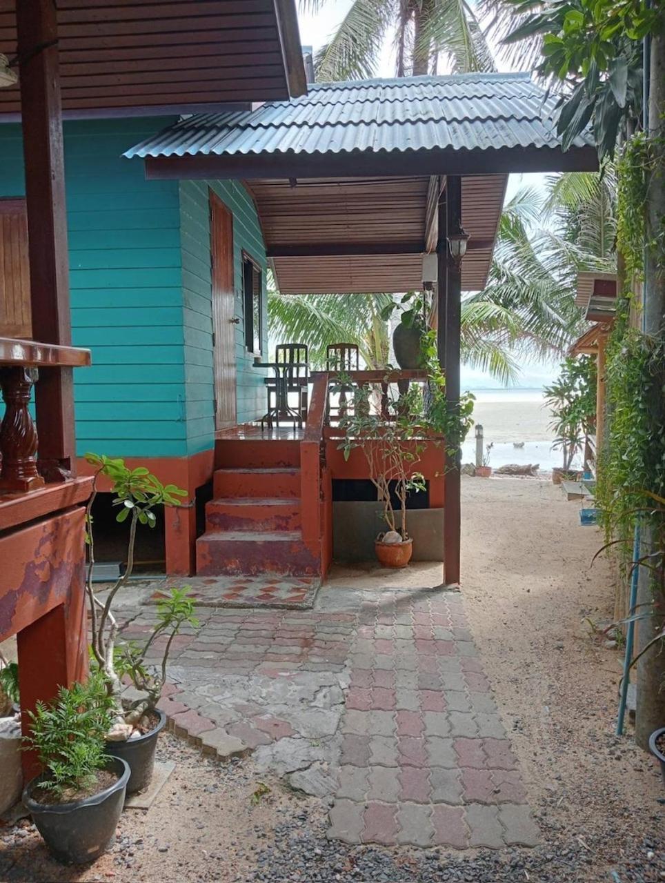 Free Concept Beach Resort Srithanu Luaran gambar
